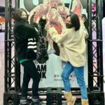 Dee Hsu Instagram - 我以為自己再也看不見180以下的男人！殊不知，我卻愛上了宮城良田❤️原來我還是很有靈魂的😭喔，旁邊那是許曦文～