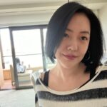 Dee Hsu Instagram - 怎麼辦，我好像有橫條強迫症！可是女生是不是都抗拒不了橫條？