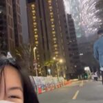 Dee Hsu Instagram – 影片中我好像只顧著唱歌，忘了祝大家新年快樂，還要健康平安喔❤️