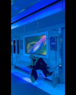 Dee Hsu Instagram - 5天4夜的韓國行結束了，這次可以玩得那麼盡興，都要感謝韓國觀光公社金長實社長的邀請，以及我的韓國妹妹：總社的金到希次長為我們精心的安排！金妹妹我愛妳❤️最後還是把握機會吃了韓國的美食：著名的一隻雞👍還買了3條超軟的睡褲❤️希望我跟金妹妹可以在台北相聚，讓妳見識見識台灣的美食美景🥰我回去工作可能會是這個狀態喔！但絕對還是可以主持的💪

#韓國觀光公社 #한국관광공사 
#韓國S郎嘿❤️ #한국여행 #한국사랑해❤️ 

Outfit @allsaints
Accessories @oliviayaojewellery