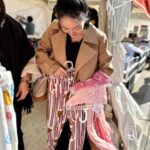 Dee Hsu Instagram – 5天4夜的韓國行結束了，這次可以玩得那麼盡興，都要感謝韓國觀光公社金長實社長的邀請，以及我的韓國妹妹：總社的金到希次長為我們精心的安排！金妹妹我愛妳❤️最後還是把握機會吃了韓國的美食：著名的一隻雞👍還買了3條超軟的睡褲❤️希望我跟金妹妹可以在台北相聚，讓妳見識見識台灣的美食美景🥰我回去工作可能會是這個狀態喔！但絕對還是可以主持的💪

#韓國觀光公社 #한국관광공사 
#韓國S郎嘿❤️ #한국여행 #한국사랑해❤️ 

Outfit @allsaints
Accessories @oliviayaojewellery