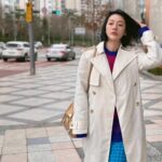 Dee Hsu Instagram – 韓國第三天，換上高中制服去樂天樂園玩，裝一下年輕！當然免不了要吃美食—部隊鍋❤️停不下來啊😭尤其那起司片加下去，我的心彷彿一起融化了～～

#韓國觀光公社 #한국관광공사 
#韓國S郎嘿❤️ #한국여행 #한국사랑해❤️ 

風衣 @BOSS 
鞋 包 @CHLOE