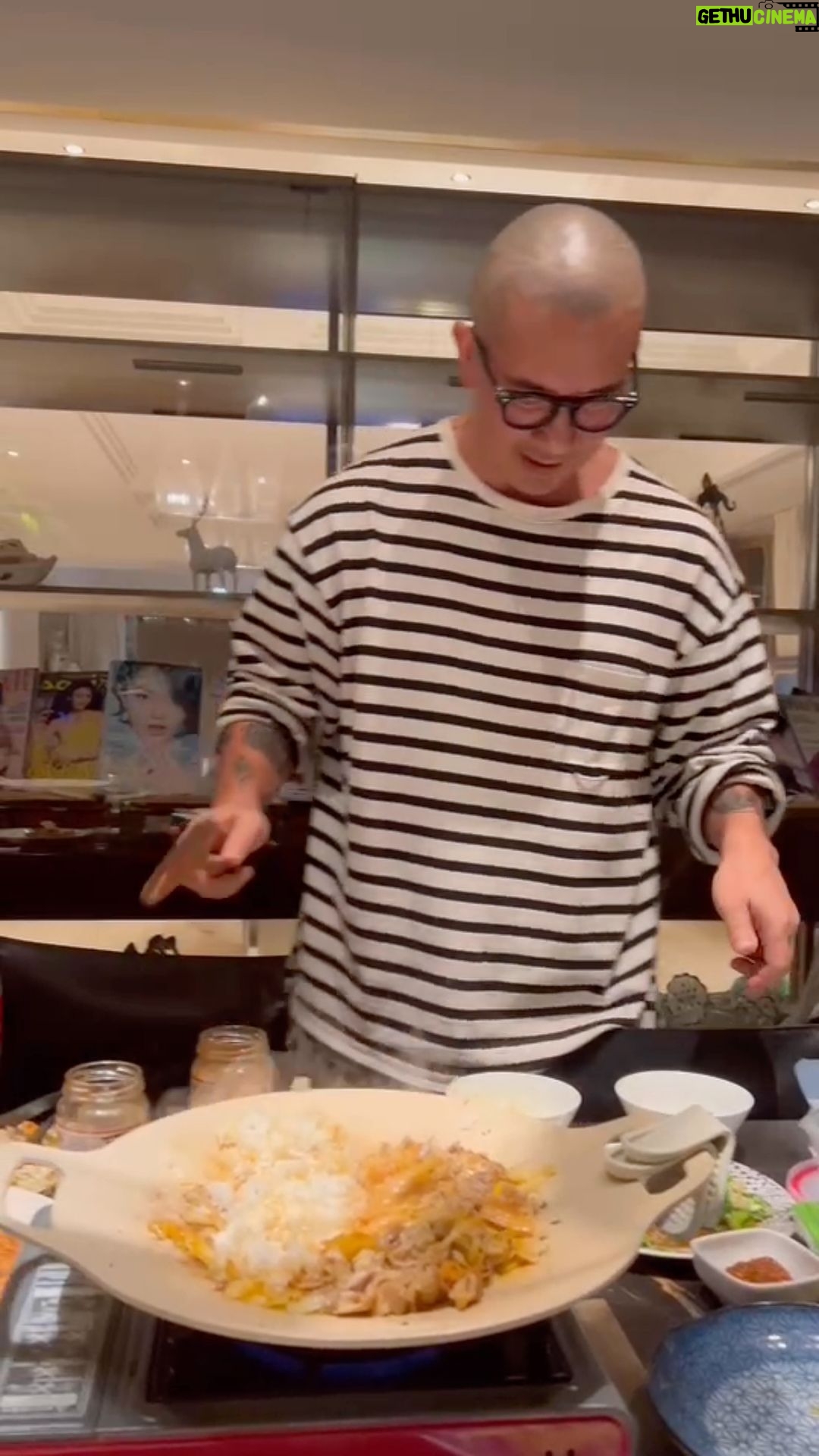Dee Hsu - 126.7K Likes - 姐夫的安慰❤️