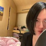 Dee Hsu Instagram – 煩餒，女兒說房間有大蟑螂，要我消滅兼陪洗澡！我也是少女心啊，也只能強裝魔鬼終結者了😮‍💨媽媽是不能怕蟑螂的！但老鼠我馬上離家出走😫