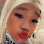 Dee Hsu Instagram – 拿我的手機不知道在幹嘛？看了之後真的覺得你是有什麼事嗎？