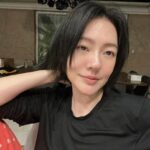 Dee Hsu Instagram - 今天工作結束，很順利、很開心！但下禮拜是全家旅遊，也是另一種挑戰🤣