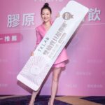 Dee Hsu Instagram - 很開心能成為 @tklab_official 膠原蛋白飲的代言人 看看我無時無刻都保持在這麼美麗無敵的狀態~ 本人跟照片 沒有差別嘛~ TK膠原蛋白飲~ 好喝有感又不貴，趕快跟我一起喝～現在雙11還有超值優惠，一盒只要$399👉https://tklab.tw/778K #TKLAB #膠原蛋白飲