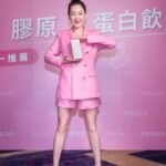 Dee Hsu Instagram - 很開心能成為 @tklab_official 膠原蛋白飲的代言人 看看我無時無刻都保持在這麼美麗無敵的狀態~ 本人跟照片 沒有差別嘛~ TK膠原蛋白飲~ 好喝有感又不貴，趕快跟我一起喝～現在雙11還有超值優惠，一盒只要$399👉https://tklab.tw/778K #TKLAB #膠原蛋白飲