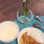 Dee Hsu Instagram - 開工前再幫女兒煮一頓老套的晚餐～咖喱飯加玉米湯❤️以後她們就會很懷念我做的菜😌
