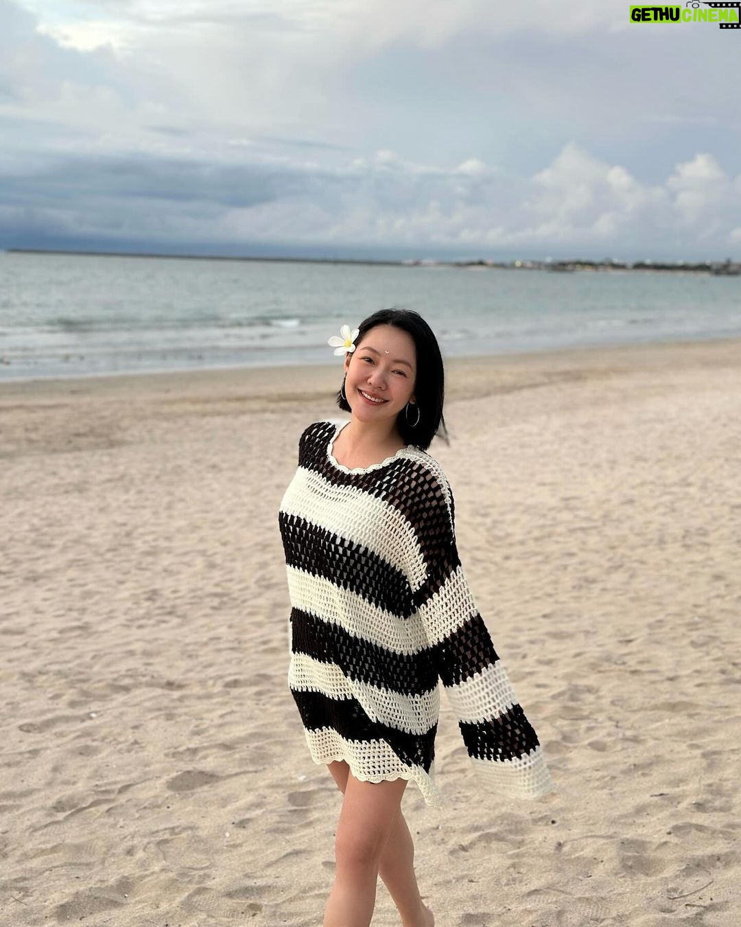 Dee Hsu - 127.9K Likes - 到哪都要唱🤣