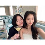 Dee Hsu Instagram – 跟女兒一起在Tiffany新開的咖啡廳Blue Box Cafe Taipei喝下午茶，真的是又幸福又時尚❤

#blueboxcafetaipei
#TiffanyLock 
@tiffanyandco
@blueboxcafetaipei
