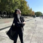 Dee Hsu Instagram - 打完羽球，出來看到藍天、大樹、微風～心情好好～頭髮有飛起來，代表我有洗喔😉