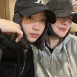 Dee Hsu Instagram - 我的大寶貝❤️最喜歡妳約我吃宵夜，然後我就會大吼：我在減肥耶！你就會冷靜的說：mom明天我跟你一起減肥！我就會說：ㄧ定喔！然候隔天我就會立刻肥腫，而你還是一個死瘦子😮‍💨這一切小回憶都讓我覺得好溫馨！but 17歲少給我說減肥，必須飛踢🦶🏻🦶🏻🦶🏻🦶🏻🦶🏻🦶🏻