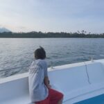 Dian Ayu Instagram - Setelah bimbang mau kemana, akhirnya di waktu yang mepet kita memilih buat liburan ke Banyuwangi dan sekitarnya karena kita pengen ngasih pengalaman yang berbeda buat anak-anak. . . Berenang di air terjun, masuk ke taman nasional di atas mobil, ngeliat langsung hewan yang dilindungi di habitatnya, naik perahu nyusurin pantai mangrove, nginep di pinggir pantai terus pindah ke gunung, mampir ke kawasan adat Osing, pokoknya banyak banget hal baru buat anak-anak. . . Anak-anak bahagia banget dan kalo anak-anak bahagia, Abi Uminya juga udah pasti bahagia! Alhamdulillah. . . Makasih @sanggar_genjah_arum kita boleh mampir, Pak Iwan driver dan mba Icha @rizarastri yang jadi guide kita selama disana. Banyuwangi, Jawa Timur, Indonesia