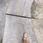Dian Ayu Instagram - Setelah bimbang mau kemana, akhirnya di waktu yang mepet kita memilih buat liburan ke Banyuwangi dan sekitarnya karena kita pengen ngasih pengalaman yang berbeda buat anak-anak. . . Berenang di air terjun, masuk ke taman nasional di atas mobil, ngeliat langsung hewan yang dilindungi di habitatnya, naik perahu nyusurin pantai mangrove, nginep di pinggir pantai terus pindah ke gunung, mampir ke kawasan adat Osing, pokoknya banyak banget hal baru buat anak-anak. . . Anak-anak bahagia banget dan kalo anak-anak bahagia, Abi Uminya juga udah pasti bahagia! Alhamdulillah. . . Makasih @sanggar_genjah_arum kita boleh mampir, Pak Iwan driver dan mba Icha @rizarastri yang jadi guide kita selama disana. Banyuwangi, Jawa Timur, Indonesia