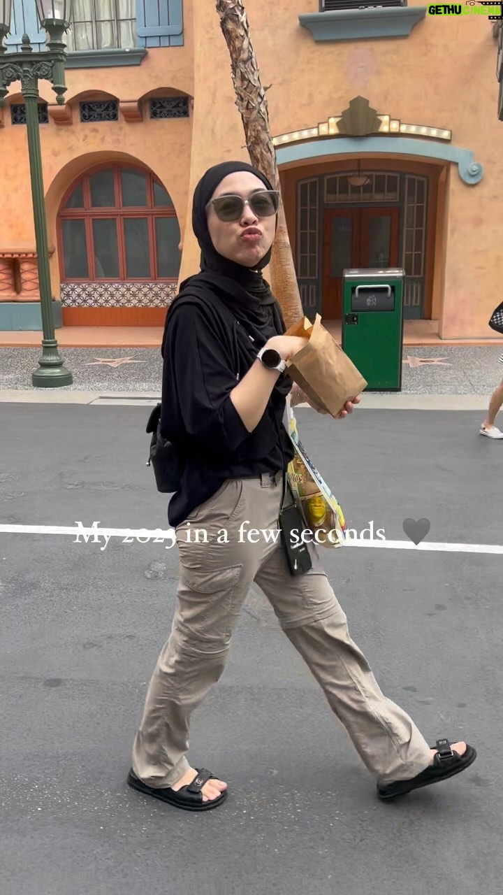 Dian Ayu Instagram - Alhamdulillaahh terima kasih 2023 untuk semuanya 🤍