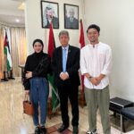 Dian Ayu Instagram - Hari Selasa kemarin alhamdulillah bisa bersilaturahmi ke @palestineembassy.id dan atas bantuan mas Febri (staf khusus Dubes Palestina) kami bisa bertemu langsung dengan H.E. Dr. Zuhair S.M Al Shun. . . Mas Febri sedang mengkhawatirkan kondisi keluarga istrinya di Palestina begitupun dengan Pak Dubes sambil berkaca-kaca beliau bercerita bagaimana kondisi terkini, bahkan saking susahnya air bersih mereka harus memasak dari air yang tidak layak belum lagi kondisi lainnya yang kita bisa lihat di sosial media. . . Banyak harapan dan doa dalam perbincangan kami, beliau berterimakasih atas semua perhatian dan bantuan dari Indonesia untuk Palestina. . . Selalu doakan saudara-saudara kita di seluruh dunia terkhusus di Palestina, jika teman-teman ingin memberikan donasi bisa langsung ke lembaga-lembaga yang terverifikasi. . . Semoga Allah menjaga kita semua dan saudara kita di Palestina 🇵🇸 Palestine Will be Free