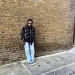 Dian Ayu Instagram - candid dari si bontot @natasharizkynew , di salah satu sudut London yang tirisnya masyaallah .. London, England