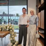 Dian Ayu Instagram - kurang sayang apaaa sama @gitasucia cobaa, pagi baru landing dari London, sore langsung cuss ke Bali buat pernikahan yg dinantikan kakak kakaknyaa.. si bontot di @sketsa.transtv yg akhirnyaa menemukan jodohnyaaa.. sakinah mawaddah warohmahh yaaa.. happy happy terusss ❤️ Denpasar, Bali, Indonesia