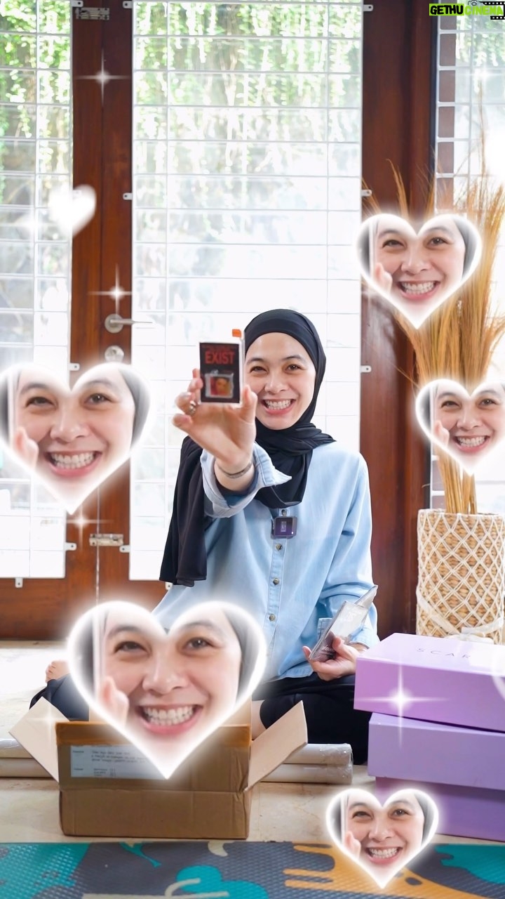 Dian Ayu Instagram - Yang ditunggu tunggu saatnyaa GIVEAWAY EXO !! Nonton sampai selesai untuk tau caranya yaaa 🫰 TikTok ID : @dianayulestari__