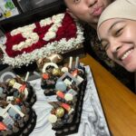 Dian Ayu Instagram - Alhamdulillaah sudah 37 tahun.. Hari ini meskipun gak banyak surprise seperti yg selalu abi kasih ke umi, tapi seharian ini dalam hati ini, umi ekstraaa berdoanyaa untuk usia baru abi.. Insyaallaahh semakin dewasa.. berkah dan di ridhoi Allah disetiap nafas, doa, langkah, dan sisa usia abi 🤍 Doa lengkapnya biar umi dan Allah SWT yang tau.. Sehat dan bahagia selalu abii, banyak cerita yang mau kita bikin berdua dan sama Anak anak tentunya 🫰🏻 I love youuu sayaaang karena Allah SWT 💋