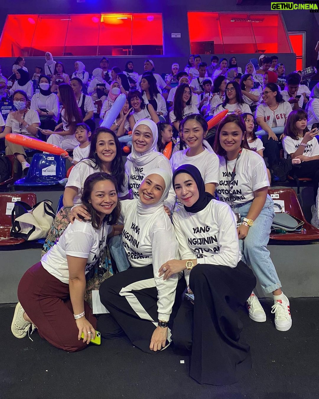 Dian Ayu Instagram - Buat kita @theprediksi_ tetap pemenangnyaa 🤍🤍🤍 . #YangNgijininMotoranThePrediksi #AnaknyaThePrediksi