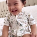 Dian Ayu Instagram - Kelakuan Adek Bulan kalo di video mendadak senyummm.. padahal tadinya lagi reweeel banget.. adehh ahhh gemesss 🤣🤣🤣 #12monthsold