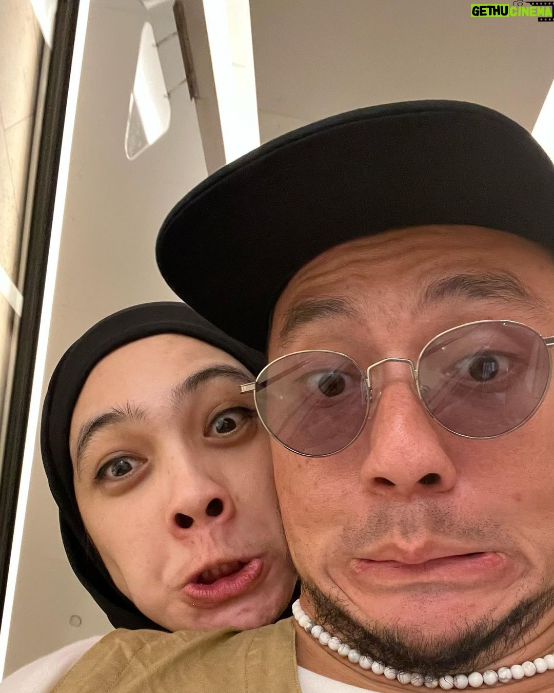 Dian Ayu Instagram - Alhamdulillah 11 tahun ❤️ . . Bismillah, belajar terus saling memperbaiki.. Keluarga Bahagia