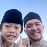 Dian Ayu Instagram – Minal aidin wal Faidzin..
Maaf lahir dan batin yaaa dari keluarga @theanandayu 🤍
Hati hati kolestrol yaaa 😝 Bandung
