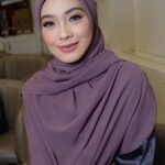 Dian Ayu Instagram - Umikkkk yuk kapan motoran bareng 😜 Kak @dianayulestari si paling lawak, cantik cieeee, sukak deh sama style kamuuu, sering bgt liatin post nya, apalagi kalau udah naik motor, cantik, kerennnn, pokok nya menyalaaaaaa umikkkkkk 😆😘🫶🏻 Nice to Meet you kakkkkk @dianayulestari 🤍 Jakarta, Indonesia