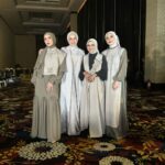 Dian Ayu Instagram - WORKLIDAY 🫶🏻 Ketika aku, @ratnagalih dan @ninazatulini22 ada kerjaan di Bandung, kok ya jodoh banget @natasharizkynew pun sama.. maka terjadilah extend dengan tujuan JAJAAAAN 🤣🤣🤣