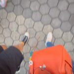 Dian Ayu Instagram - Thank you for the short trip 🤍 Next motoran sambil camping yukk 🫶🏻 2016 pertama kali nonton lagi hamil Langit 4 bulan 2024 nonton lagi anaknya udah TIGA 😝 . #coldplay Singapore