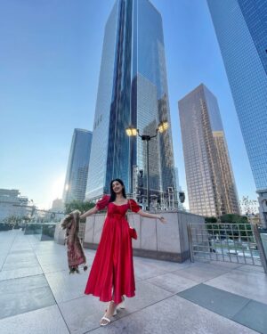 Digangana Suryavanshi Instagram - Merry Christmas ❤️ 

Outfit: @kamli_fashion

Heels @shopgnist x @Rimadidthat