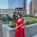 Digangana Suryavanshi Instagram - Merry Christmas ❤️ Outfit: @kamli_fashion Heels @shopgnist x @Rimadidthat Angels Flight Railway
