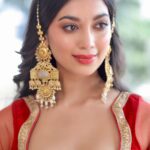 Digangana Suryavanshi Instagram - ❤️❤️❤️ Photographer - @portraitdeewana Makeup & Hair - @makeoverbysejalthakkar Outfit - @rajkumari_by_richahaware Jewelry - @sejalcreation23 Team - @greenlight__media Edited by @akashbhingare13 #diganganasuryavanshi