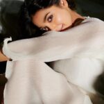 Digangana Suryavanshi Instagram - Sweet dreams… Photographer - @mirajverma_photography Make up & Hair - @nikitas_bridal_studio Outfit - @kina.label X @vblitzcommunications Team - @greenlight__media
