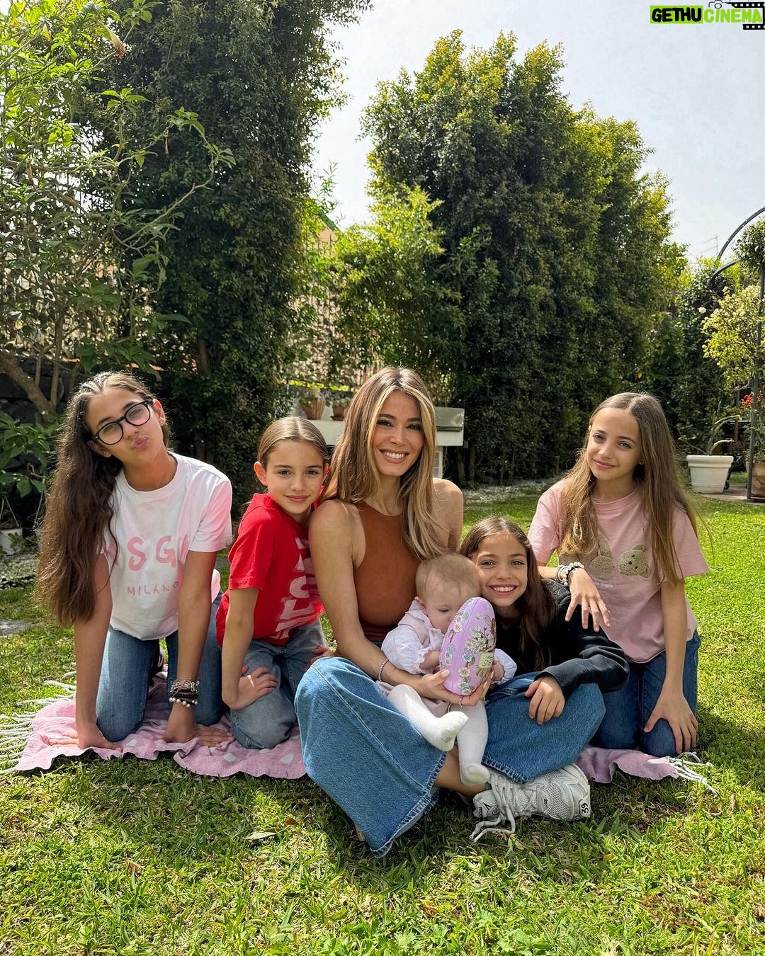 Diletta Leotta Instagram - Buona Pasqua a tutti!! 🐣🩷 Sicily, Italy