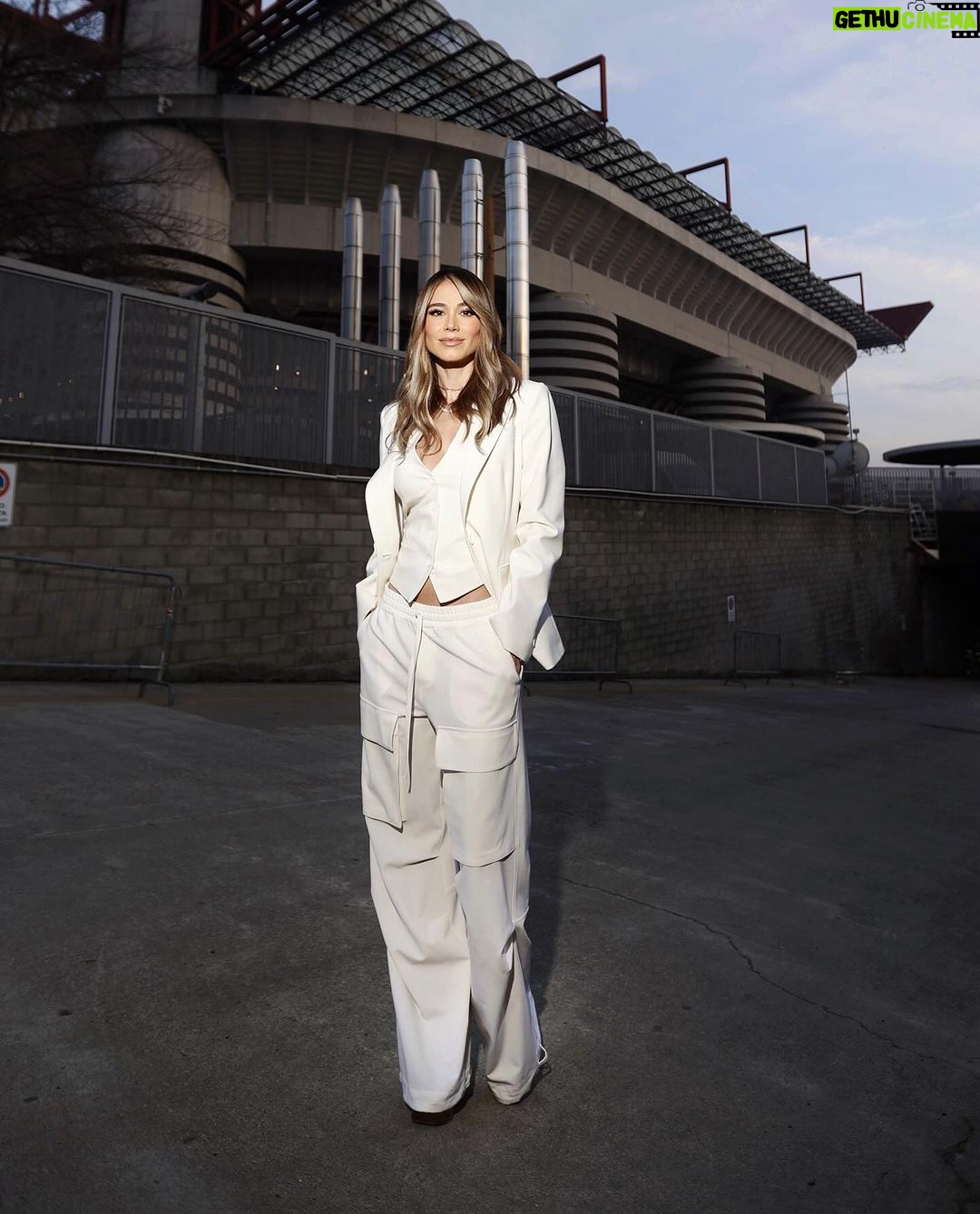 Diletta Leotta Instagram - Le mie domeniche preferite San Siro Stadium, Milan