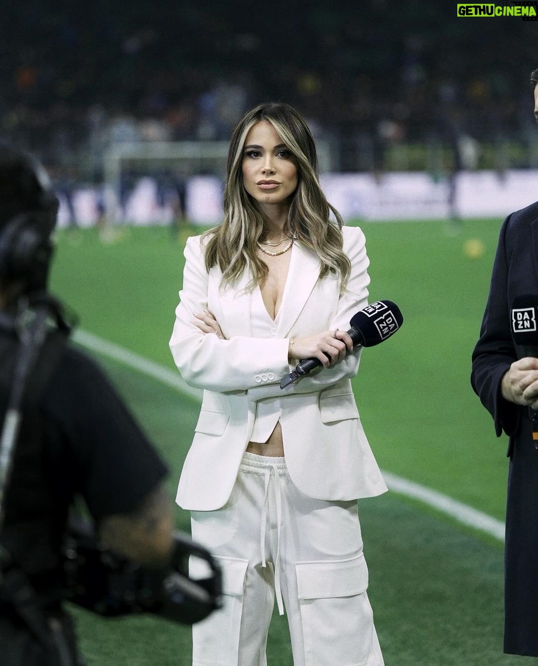 Diletta Leotta Instagram - Le mie domeniche preferite San Siro Stadium, Milan