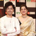 Ditipriya Roy Instagram - Some glimpses from the special screening of বগলা মামা যুগ যুগ জিও . ❤️ . . . . . . . . . . . . @svfsocial @dhrubo_banerjee_hi @riddhi_sen_ @mithungupta_official @sudeepactor_official @ujan.chatterjee . . . . . #thursday #specialscreening #boglamama #bengalifilm #svf #lookbook #team #happiness #posing #thursdayvibes #instafashion #instadaily #instamood #instalike