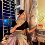 Ditipriya Roy Instagram - Let there be light 🪔✨ . . . . . . Happy Diwali ❤️ . . . . . 📷 Maa . . . . . . #diwali #diwali2023 #diwalivibes #sunday #lookbook #lahenga #home #decoration #lights #diya #mood #jewellery #nomakeuplook #fashion #posing #love #peace #happysoul #instamood #instadaily #instafashion #instagood #instalike