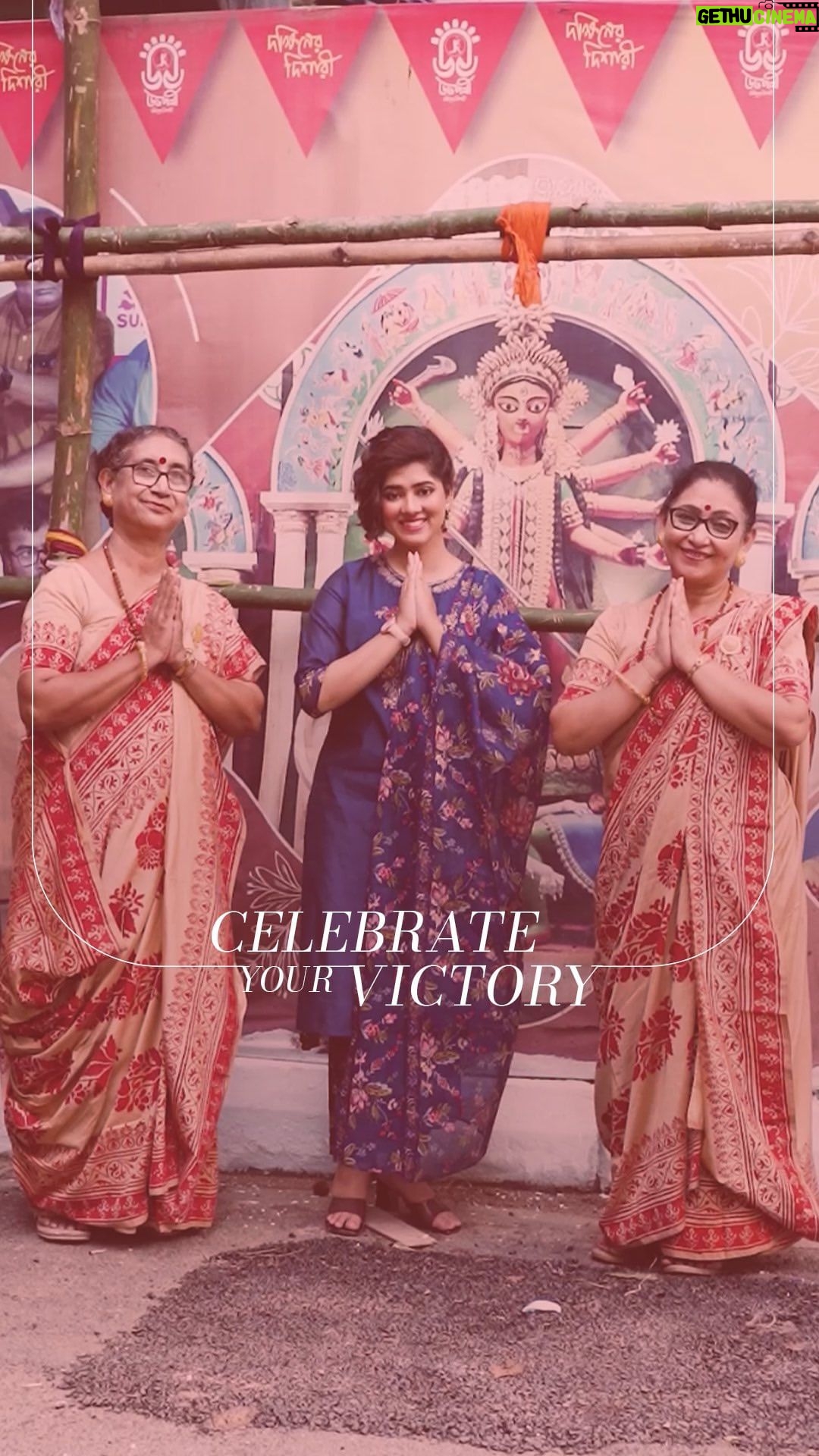 Ditipriya Roy Instagram - Uncover real stories of real people this Pujo. Come to 66 Pally Club, with me and @wforwoman, on a mission to meet Kolkata’s first celebrated priestess, Dr. Nandini Bhowmik. From being a professor to performing her daughter’s wedding rituals, Dr. Bhowmik battled age-old traditions to become Kolkata’s first celebrated priestess. She is a Sanskrit professor and amongst the first women to conduct Barowari Durga Puja rituals. With courage, she broke conservative norms and founded Shubhamastu - a group of lady priests - and continues to practice priesthood. This Durga Puja, let’s celebrate her victory and welcome millions who inspire from her. #Wforwoman #Pujo #Durgapuja #Festivals