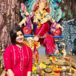 Ditipriya Roy Instagram - । শুভ গণেশ চতুর্থী । 🙏🏻❤️ . . . . . . . . . . 📷 @abhijitdey2809 . . . . #mumbai #siddhivinayak #temple #ganesh #ganeshchaturthi #lookbook #mood #dayout #festive #festiveseason #festivevibes #instadaily #instamood #instalike Mumbai, Maharashtra