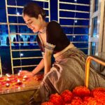 Ditipriya Roy Instagram - Let there be light 🪔✨ . . . . . . Happy Diwali ❤️ . . . . . 📷 Maa . . . . . . #diwali #diwali2023 #diwalivibes #sunday #lookbook #lahenga #home #decoration #lights #diya #mood #jewellery #nomakeuplook #fashion #posing #love #peace #happysoul #instamood #instadaily #instafashion #instagood #instalike