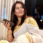 Ditipriya Roy Instagram - আবার এক বছরের অপেক্ষা……. . . . | শুভ বিজয়া | 🙏🏻♥️ . . . . . . . . #bijoya #durgapuja #celebration #sindurkhela #2023 #novotel #kolkata #mood #love #posing #candid #maa #waiting #oneyear #style #fashion #saree #shorthair #bengali #festival #traditional #ethnicity #lookbook #instagram #instalike #instadaily #instagood #insta Novotel Kolkata Hotel And Residences
