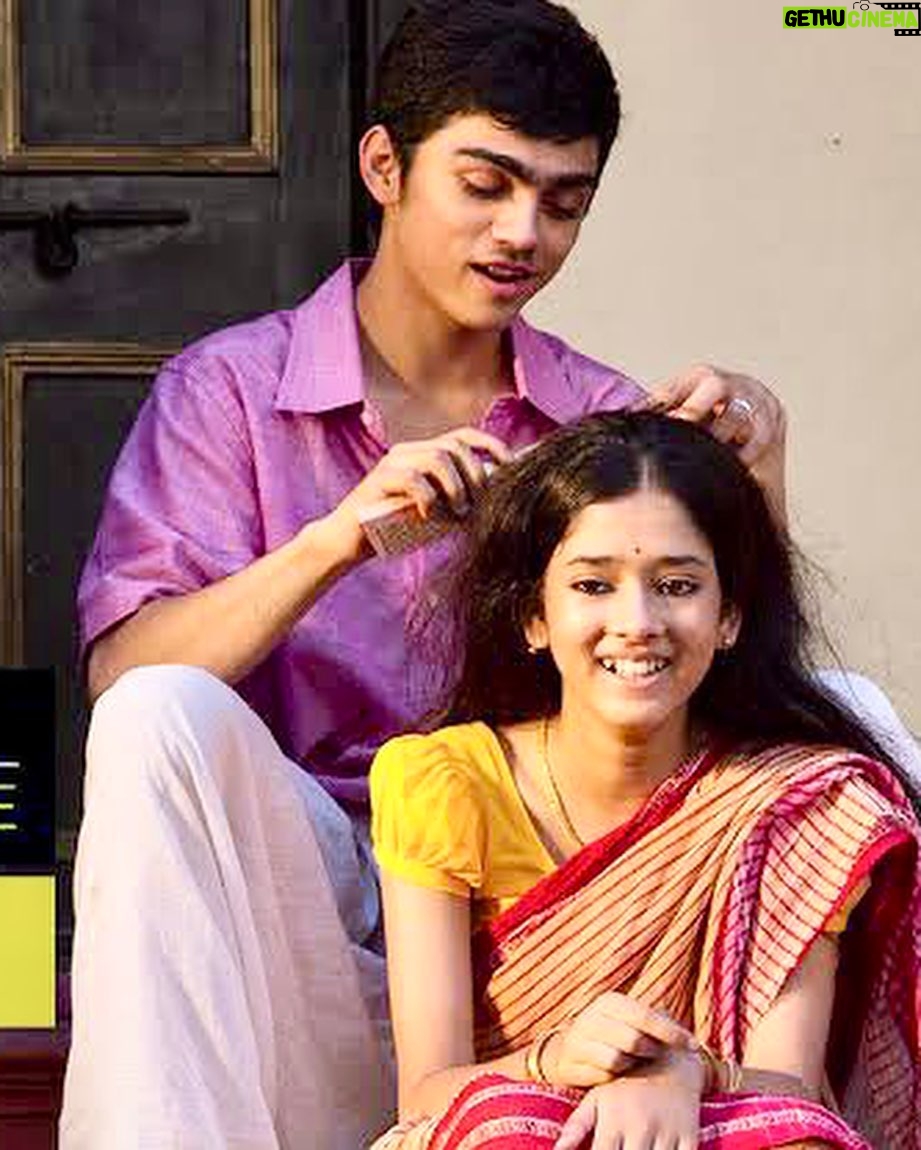 Ditipriya Roy Instagram - Seldom do you come across stories, moments, and characters that never leave you. They stay in your heart forever. These pictures were taken 10 long years ago while shooting my most favorite series, 'STORIES BY RABINDRANATH TAGORE.' I was in the 6th grade when I got casted for the role of 'CHARUSOSHI' and had the opportunity to work with an incredible cast and crew. I received immense appreciation for portraying the character of Charu. I tried to portray the character with my limited understanding of the story, without realizing the actual melancholy, psyche, and depth of the character. After 10 years, I started to understand the depth of the character, though I won't claim to have entirely grasped it, but I began to live with her emotions. At some point in our lives, we all experience inexplicable pain, when everything seems to revolve around us, yet we feel static and stoned, finding comfort in our numbness. In the end, every Charu learns to let go by accepting the universal truth of life. Charu has been hiding inside me since then, after all these years, I realized that. In every life individuals find themselves in a situation like Charu, standing still, looking at Tarapada's flute with eyes filled with scattered dreams in the last scene of the series. I always wondered how she could live with so much pain? Nobody knows how? Maybe time is the answer. Time does not heal anything, but it teaches you how to live with the pain without repeatedly touching the wound. People may come and go, but you have to remember that you're your own home. The rest are just guests, 'অতিথি.' Still, my hopeless romantic soul wishes that every Charu could hold her 'অতিথি' (Tarapada) a little longer :) I am truly thankful to my audience for showing so much love for Charu and the entire series. For those who have not watched it yet, please give it a watch, 'STORIES BY RABINDRANATH TAGORE' is now streaming on Netflix. P.S. - Wearing clogs with a saree was underrated at that time. It was much ahead of its time. It seems like I used to wear them with so much confidence 😂. . .#wednesday #wednesdaywisdom #throwback #memories #shootdiaries #atithi