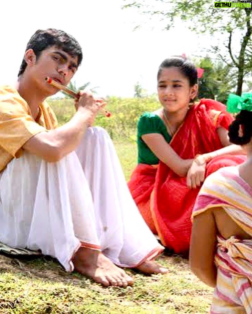 Ditipriya Roy Instagram - Seldom do you come across stories, moments, and characters that never leave you. They stay in your heart forever. These pictures were taken 10 long years ago while shooting my most favorite series, 'STORIES BY RABINDRANATH TAGORE.' I was in the 6th grade when I got casted for the role of 'CHARUSOSHI' and had the opportunity to work with an incredible cast and crew. I received immense appreciation for portraying the character of Charu. I tried to portray the character with my limited understanding of the story, without realizing the actual melancholy, psyche, and depth of the character. After 10 years, I started to understand the depth of the character, though I won't claim to have entirely grasped it, but I began to live with her emotions. At some point in our lives, we all experience inexplicable pain, when everything seems to revolve around us, yet we feel static and stoned, finding comfort in our numbness. In the end, every Charu learns to let go by accepting the universal truth of life. Charu has been hiding inside me since then, after all these years, I realized that. In every life individuals find themselves in a situation like Charu, standing still, looking at Tarapada's flute with eyes filled with scattered dreams in the last scene of the series. I always wondered how she could live with so much pain? Nobody knows how? Maybe time is the answer. Time does not heal anything, but it teaches you how to live with the pain without repeatedly touching the wound. People may come and go, but you have to remember that you're your own home. The rest are just guests, 'অতিথি.' Still, my hopeless romantic soul wishes that every Charu could hold her 'অতিথি' (Tarapada) a little longer :) I am truly thankful to my audience for showing so much love for Charu and the entire series. For those who have not watched it yet, please give it a watch, 'STORIES BY RABINDRANATH TAGORE' is now streaming on Netflix. P.S. - Wearing clogs with a saree was underrated at that time. It was much ahead of its time. It seems like I used to wear them with so much confidence 😂. . .#wednesday #wednesdaywisdom #throwback #memories #shootdiaries #atithi