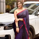 Ditipriya Roy Instagram - শত আলোকবর্ষ পার করেও থাকব অপেক্ষাতে, যদি সব গ্রহ তারা সাক্ষ্য দেয় তুমি ফিরবে, এই আশ্বাসে…… . . . . . . . . 📷 @debolinaadas 😘 . . . . . #sunday #saree #moments #colours #lyrics #mood #shorthair #posing #kajol #ethnicwear #ethnicjewellery #positivity #vibes #love #instadaily #instafashion #instamood #instalike