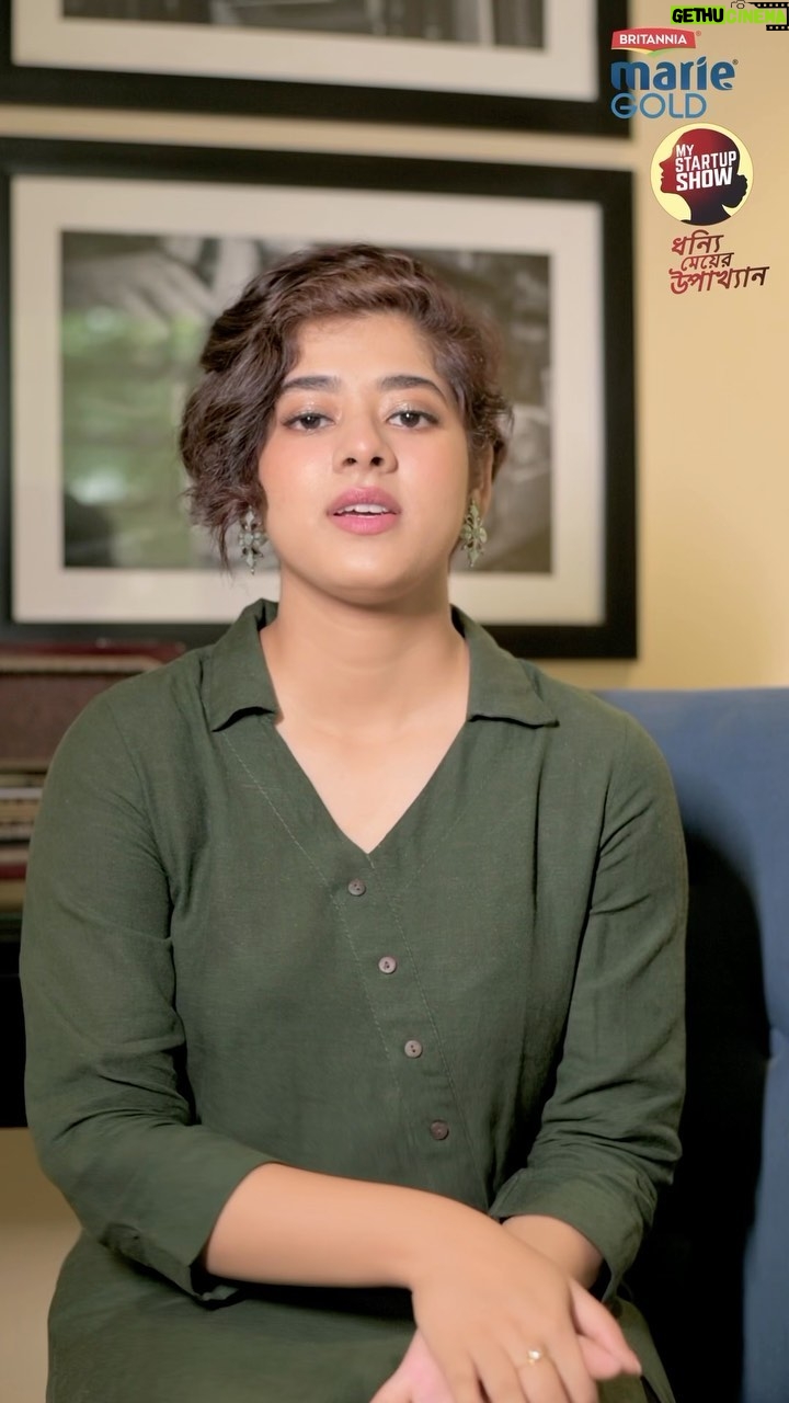 Ditipriya Roy Instagram - Bharotborsher somosto nari udyoktader sofolota ke swagoto janate, Britannia Marie Gold ayojon korechhe ek onyo rokomer show Britannia Marie Gold My Start Up Show Dhonni Meyer Upakkhan. Ei show te Banglar sob jela, sohor o sohortolir narira ongso niye nijeder byabsayik udyoger idea pesh korte parbe o jeetey nite parbe porjapto onudan o ek stheetisheel jibika. Erokom ek kormokander sathe jukto thakte pere ami khub khusi. Britannia Marie Gold My Start Up Show dekhte hole proti Shonibar o Robibar bikel 5tai chokh rakhun Star Jalsai. Dekha jabe Hotstar-eo. Dekhun o kemon laglo comment kore janan amader. #DhonniMeyerUpakkhan #MyStartUpShow #WomenEmpowerment #WomenInBusiness #WomenPower #WonderWomen #Television #Show #Bengal #Bengali #BengalBusiness