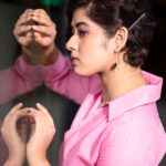 Ditipriya Roy Instagram – Not your Barbie girl,
I’m living in my own worldβ¦..π
.
.
.
.
. π· @sourav3934
. π @rajdeeptuya_official
. π @_nandy_009
. π @talentwala.in
. @novotelkolkata
.
.
.
. #tuesday #mood #pink #barbie #lookbook #pinkeyeshadow #love #positivity #vibes #shorthair #dress #posing #instadaily #instafashion #instalike #instamood Novotel Kolkata- Hotel & Residence